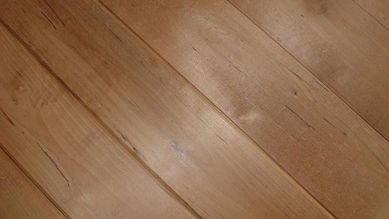 地暖实木地板三层和多层区别对比